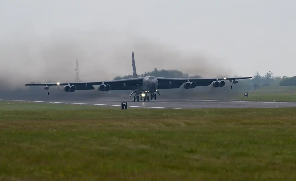 B-52 radar upgrades get financial boost